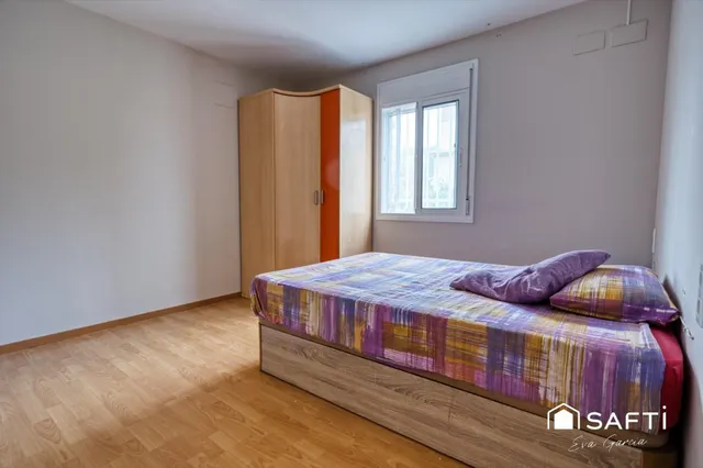 Casa con potencial ubicada en parcela 1000 m² Querol — 19