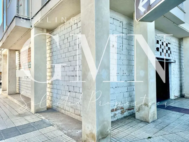 Local comercial 181m² en venta - Casco Antiguo - foto 2