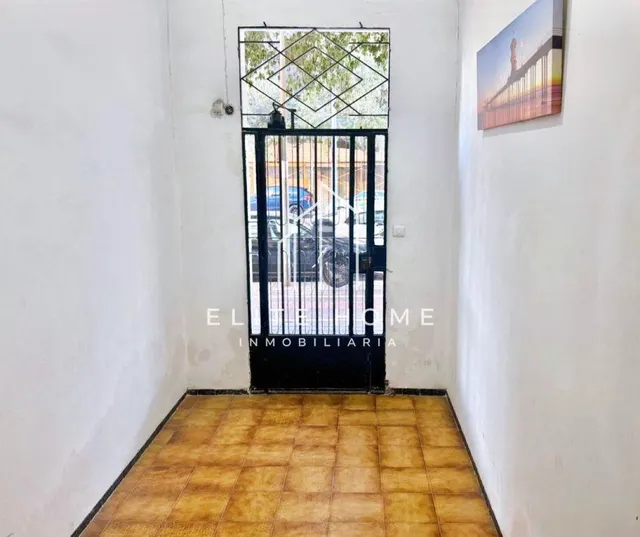 PISO DE 3 habitaciones JUNTO AL CORTE INGLÉS — 29