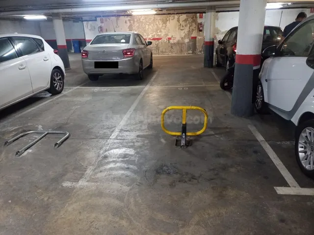 Plaza de parking en Av, Onze Setembre - foto 5