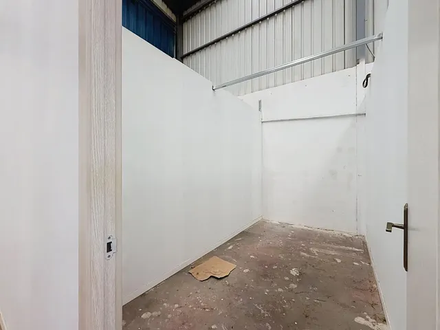 Nave Industrial - total 390 m2 de parcela, son 260 m2 de nave más 130 m2 de patio privado en Benahadux — 15
