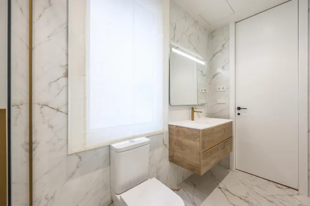 Exclusiva vivienda de lujo en planta alta con orientación sur junto al retiro — 45