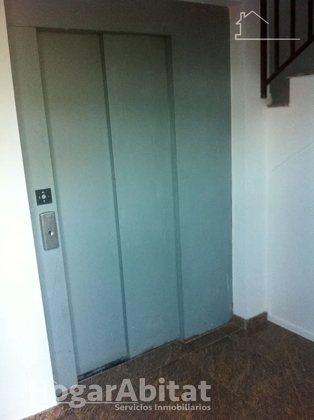 ¡A ESTRENAR! EXTERIOR Y AMPLIO CON ASCENSOR JUNTO AL AYUNTAMIENTO — 15