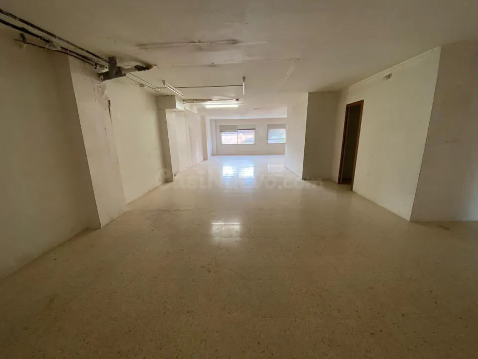 ALQUILER LOCAL DE 100M2 EN IGUALADA ZONA POBLE SEC