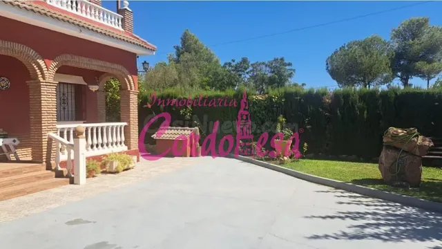 MAGNIFICA VIVIENDA DE 2 PLANTAS CON PISCINA EN ZONA EL HIGUE - foto 4