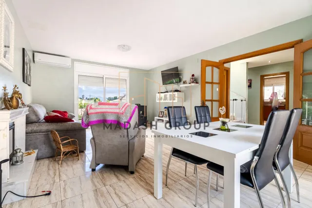 Casa con jardín, porche y terrazas solárium en Mas del Plata, Cabra del Camp — 6