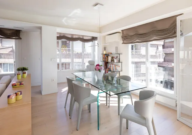Exclusiva vivienda con vistas al Palacio de los Patos, junto Recogidas, 4 dormitorios 3 baños — 3