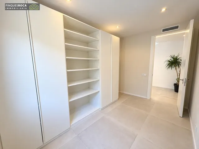 Exclusivo chalet de diseño con piscina privada a 200 metros del mar en les cases d’alcanar — 29