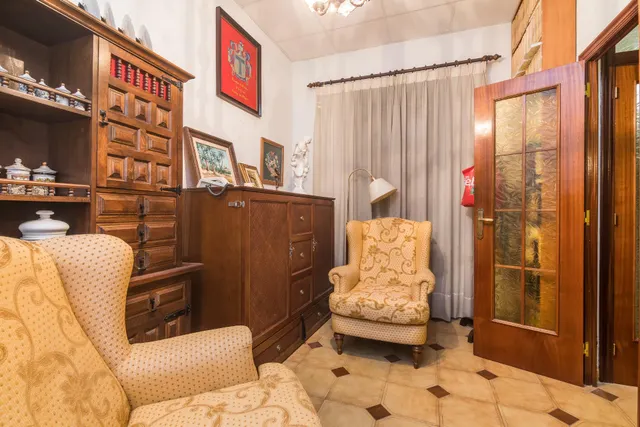 VIVIENDA UNIFAMILIAR CENTRICA — 6