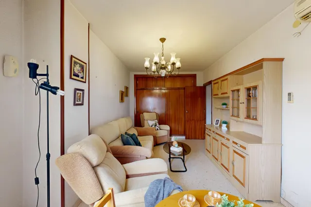¡Amplia  vivienda y todo exterior y en esquina en el Paseo Alfonso XIII! - Cartagena — 47