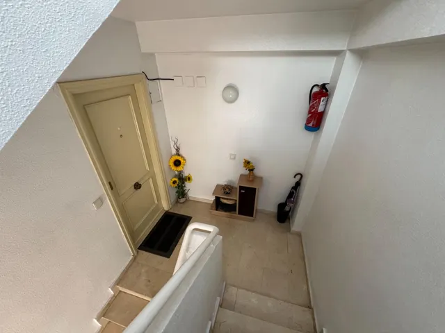 Vivienda Unifamiliar con dos pisos independientes — 23