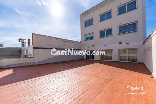 Oficinas de 235 m² con terraza y parking en Empuriabrava - foto 5