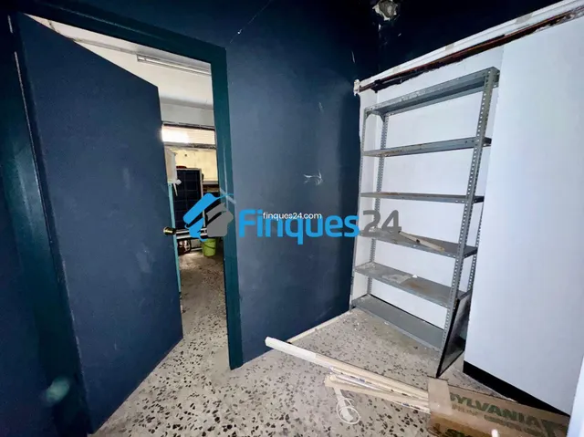 Local Economico en Alquiler — 14