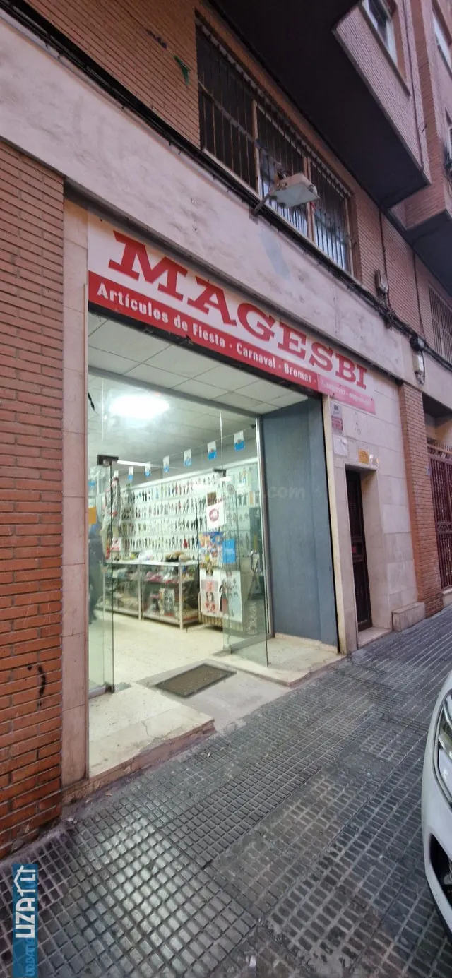 Local comercial 403m² en venta - Altozano