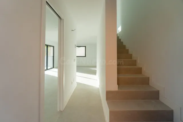 Chalet con garaje y trastero en Génova — 4