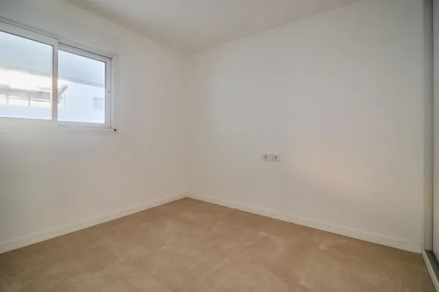 Apartamento  de 2 dormitorios y 2 baños , a estrenar en  pleno centro de Fuengirola. — 19