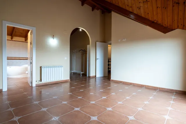 Casa con piscina y vistas a la montaña en Mas Borràs — 26