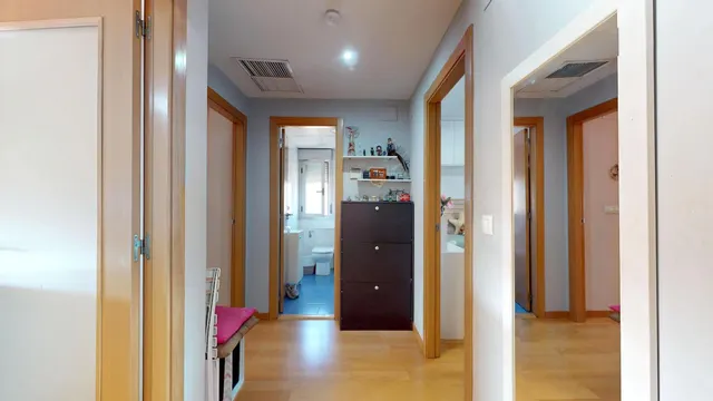 PISO DE RECIENTE CONSTRUCCIÓN CON AMPLIA TERRAZA, PISCINA, GARAJE Y TRASTERO — 22
