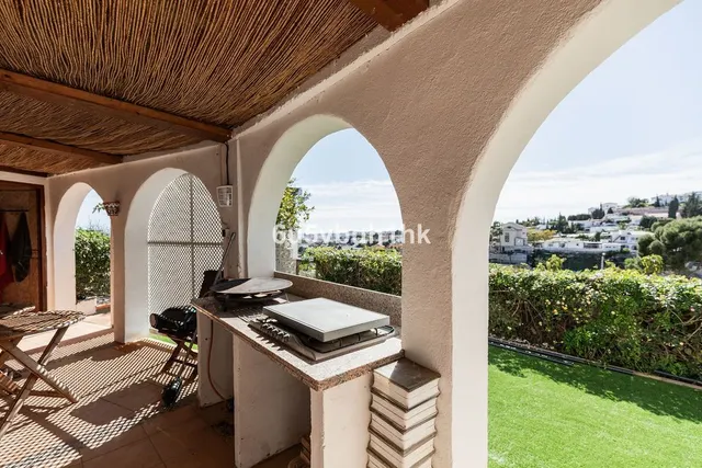 Chalet 4 habitaciones 300m² en venta - Centro — 33