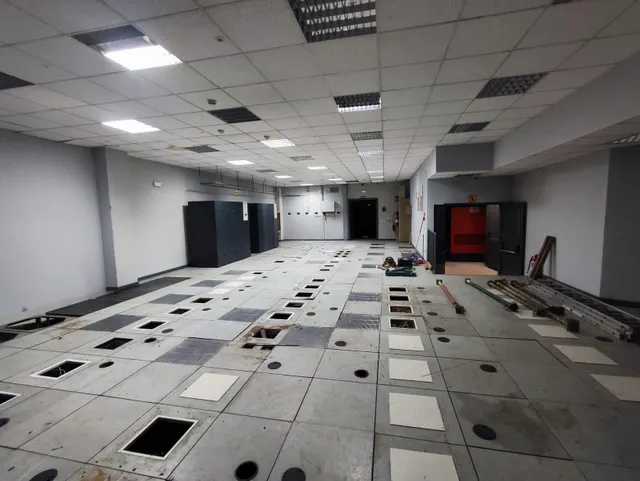 Local / oficina venta o alquiler — 11