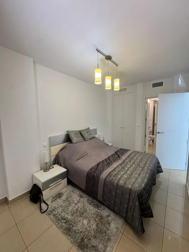 Precioso apartamento en planta baja con jardín privado, terraza y piscina en Orihuela Costa — 21