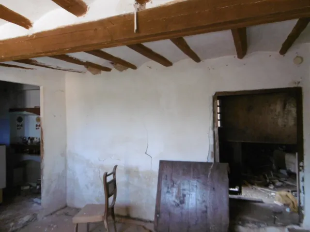 MASIA PARA REFORMAR  CON ALMACENES EN UNA FINCA DE 10 HECTÁREAS — 6