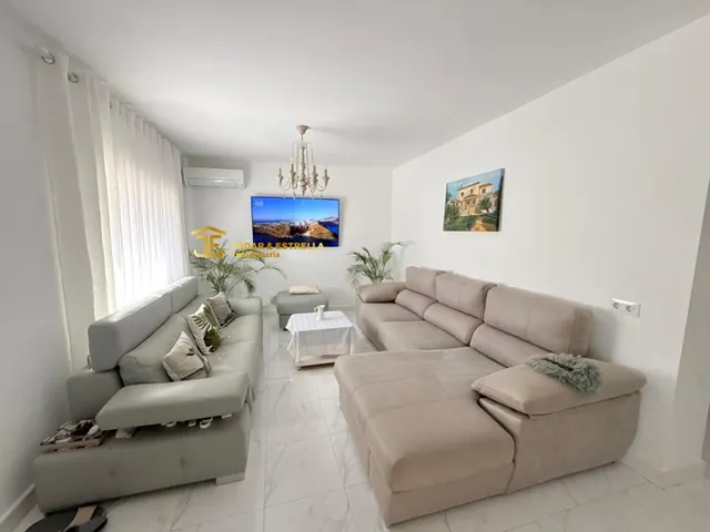 MARAVILLOSO CHALET DE 4 DORMITORIOS EN TORRECILLA — 8