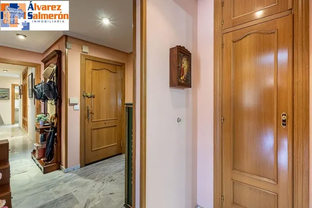 FANTASTICO PISO EN ROTONDA EUROPA — 32