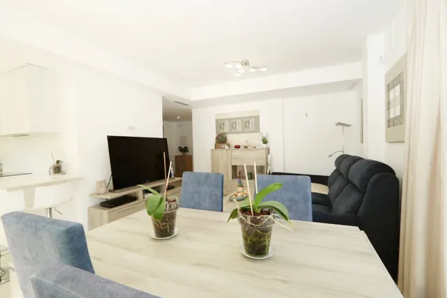 Villa 3 habitaciones 233m² en venta - La alberca — 28