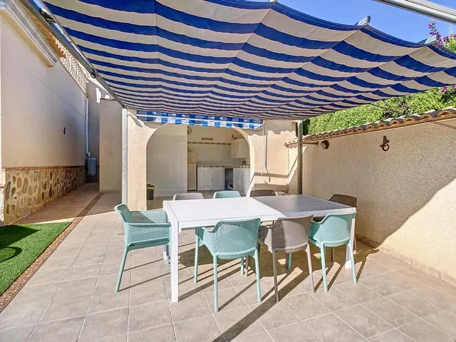 Villa 3 habitaciones 160m² en venta - Mil Palmeras — 29