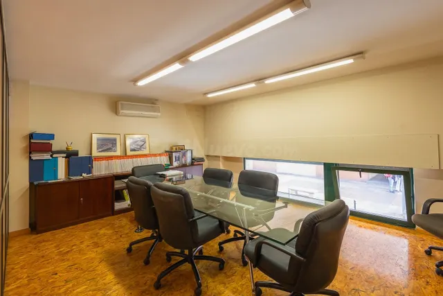 LOCAL OFICINAS FRENTE A EDETANIA
