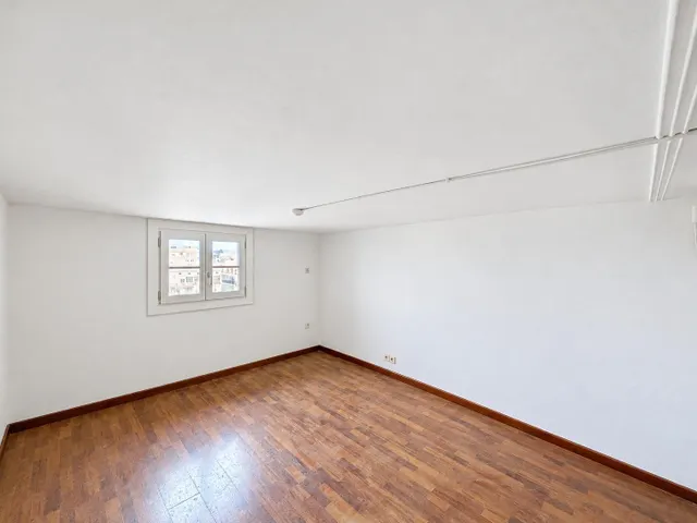 Oficina de 184 m2 con carácter y mucha luz en Passeig de Gràcia — 6