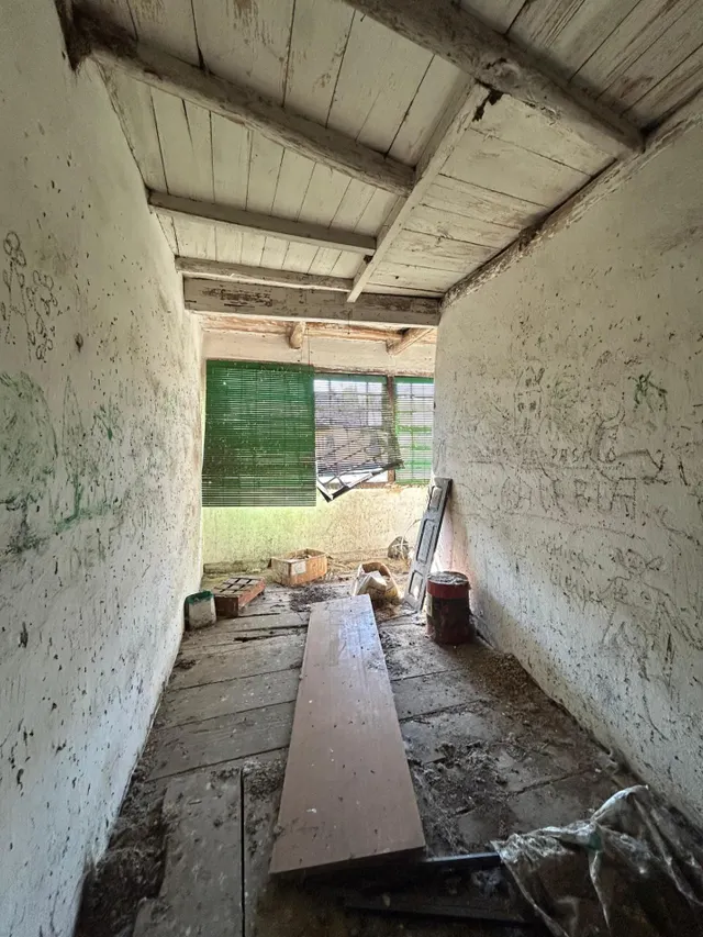 Amplia Casa de Piedra en Dehesas - Oportunidad Única por 29.000 € — 24