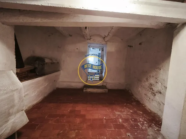 ¡¡¡OPORTUNIDAD!!! Espectacular casa de pueblo con techos renovados y vistas únicas al río en Ontinyent. — 11