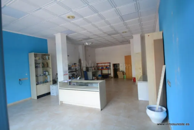 Alquiler de local comercial en Orihuela, frente a la Plaza d - foto 4