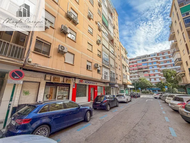 Piso de 3 Dorm. junto al parque Federico Garcia Lorca. — 2