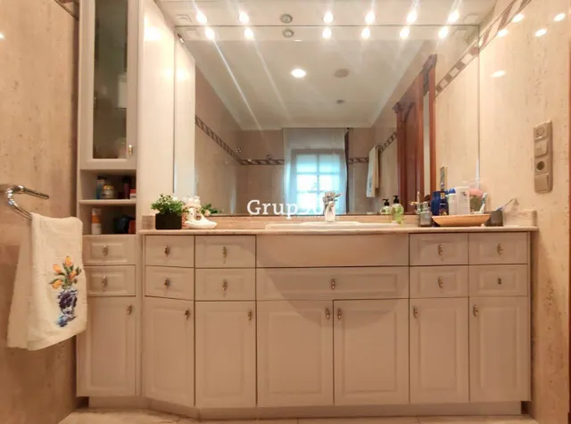 ESPECTACULAR CASA CON PISCINA, BARBACOA  EN PARCELA DE MÁS DE 20.000M2 — 30
