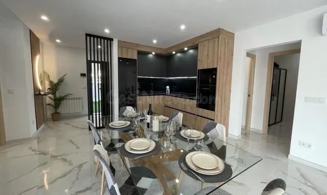VILLA REFORMADA CON LICENCIA TURÍSTICA - foto 5