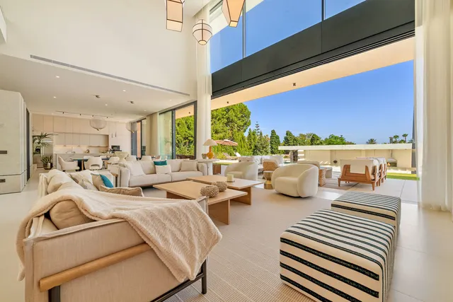 Chalet 6 habitaciones 1057m² en venta - Marbella — 46