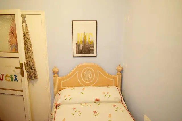 Piso en Calle Jose Villena — 36