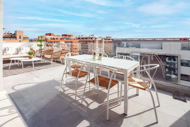 Ático con terraza SUR 30.97 m2 y solárium 66.63 m2
