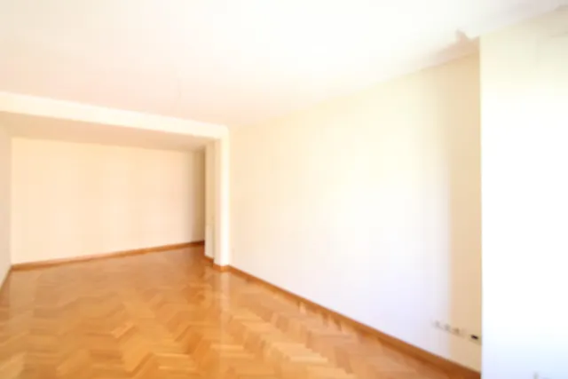EXCLUSIVA VIVIENDA DE CASI 200M2, REFORMADA A ESTRENAR Y A POCOS PASOS DEL CAUCE DEL TURIA — 32