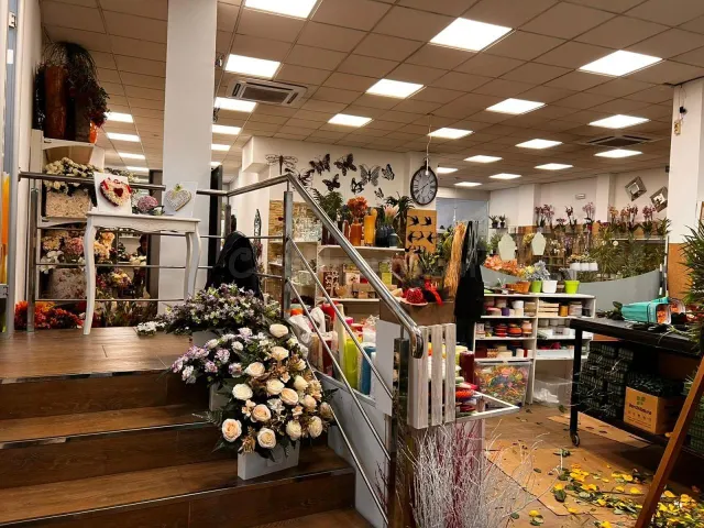 LOCAL EN AVENIDA DE BUENOS AIRES EN VENTA DISPONIBLE. EL ESP - foto 2
