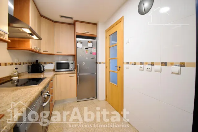 ¡VISTAS AL MAR! AMPLIO Y ALTO EN RESIDENCIAL CON TERRAZA Y PISCINA — 30