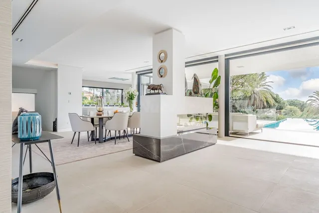 Villa 6 habitaciones 725m² en venta - Urb. Marbesa — 4