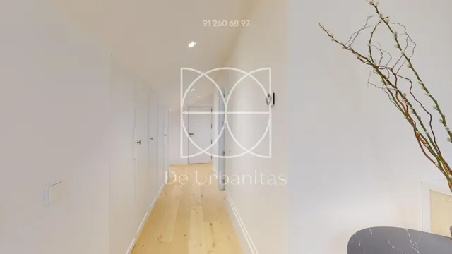 Piso 2 habitaciones 122m² en venta - Cortes — 6