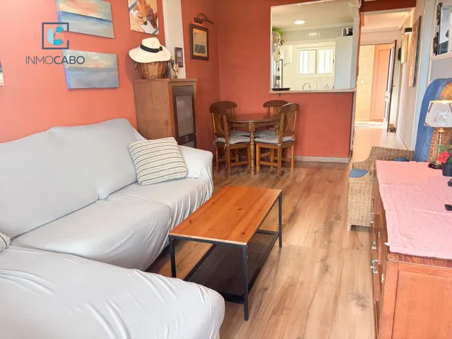 Apartamento con vistas al mar y la montaña en Cala Flores - foto 4