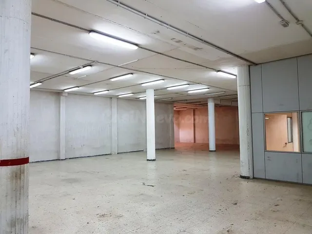 Local comercial - Esplugues de Llobregat (Can Clota) — 3