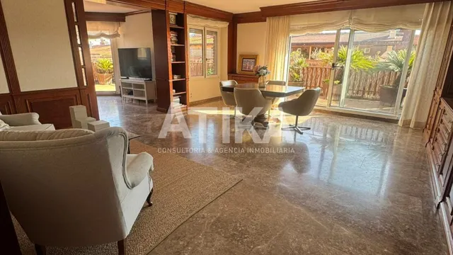 INCREÍBLE ÁTICO CON VISTAS MARAVILLOSAS A LA VENTA - ONTINYE