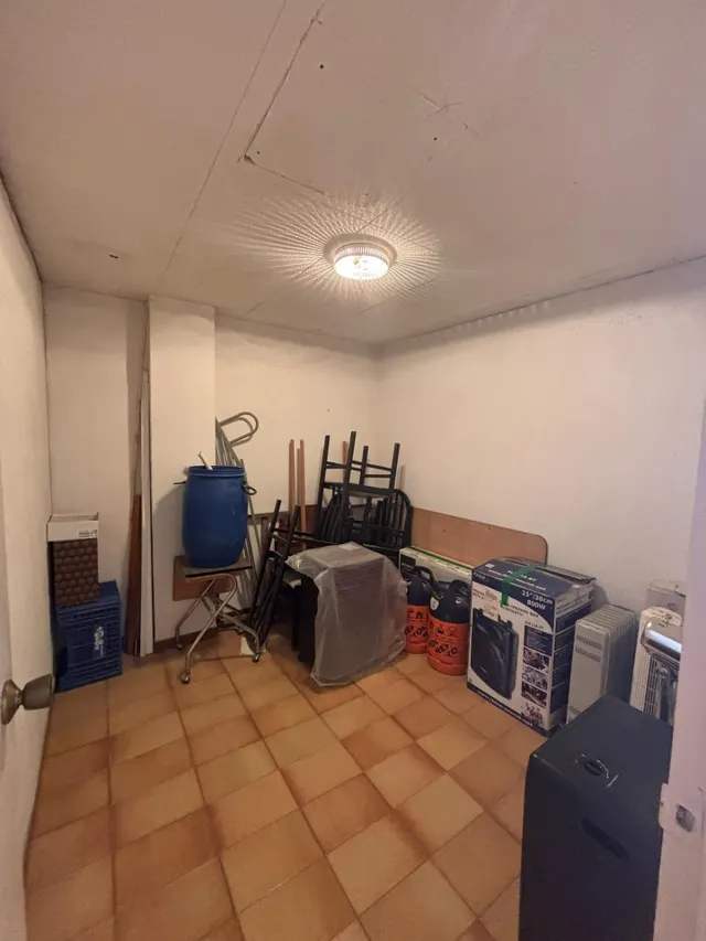 Casa de 194 m2 con 6 habitaciones y terraza en el centro de Bítem (Tortosa) — 25